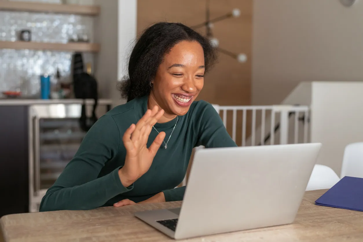 Does Cleo Work with Cash App: Get Answers