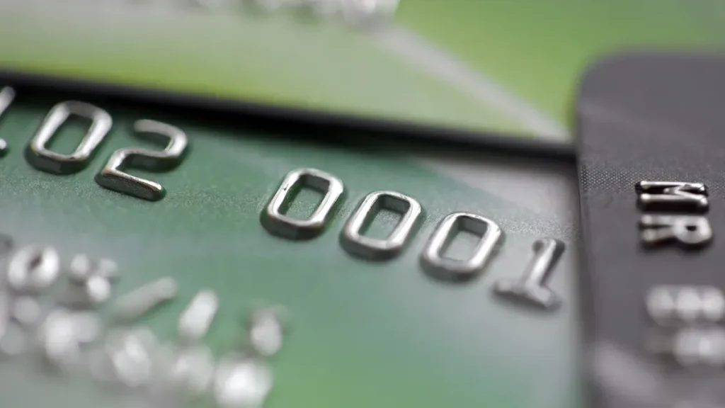 J.Crew Credit Card: How to Sign Up, Pros, and Cons
